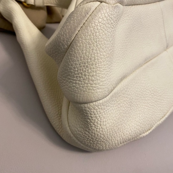 Bottega Veneta off white Leather Purse - Picture 9 of 9